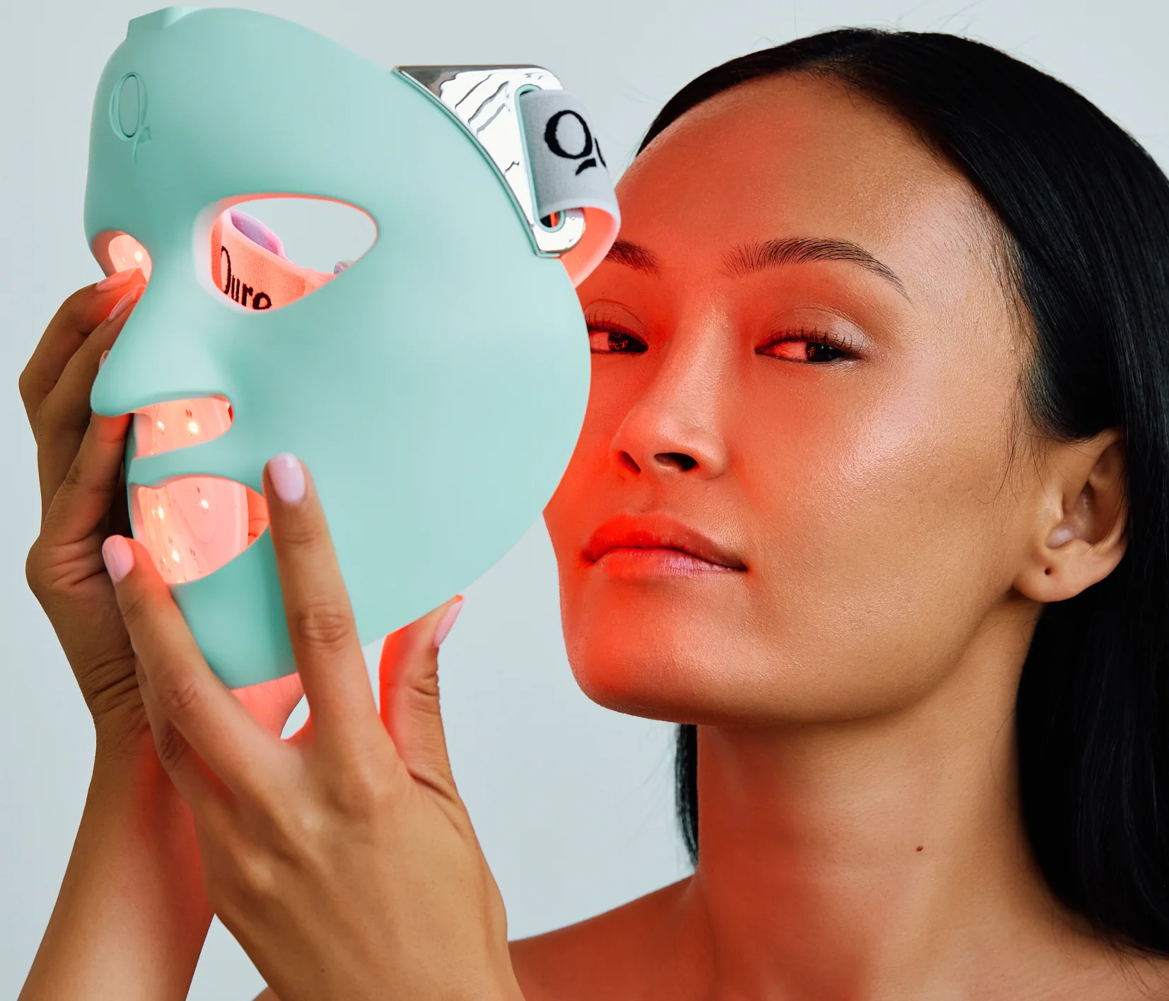 Q-Rejuvalight Pro-Facewear - Image 3