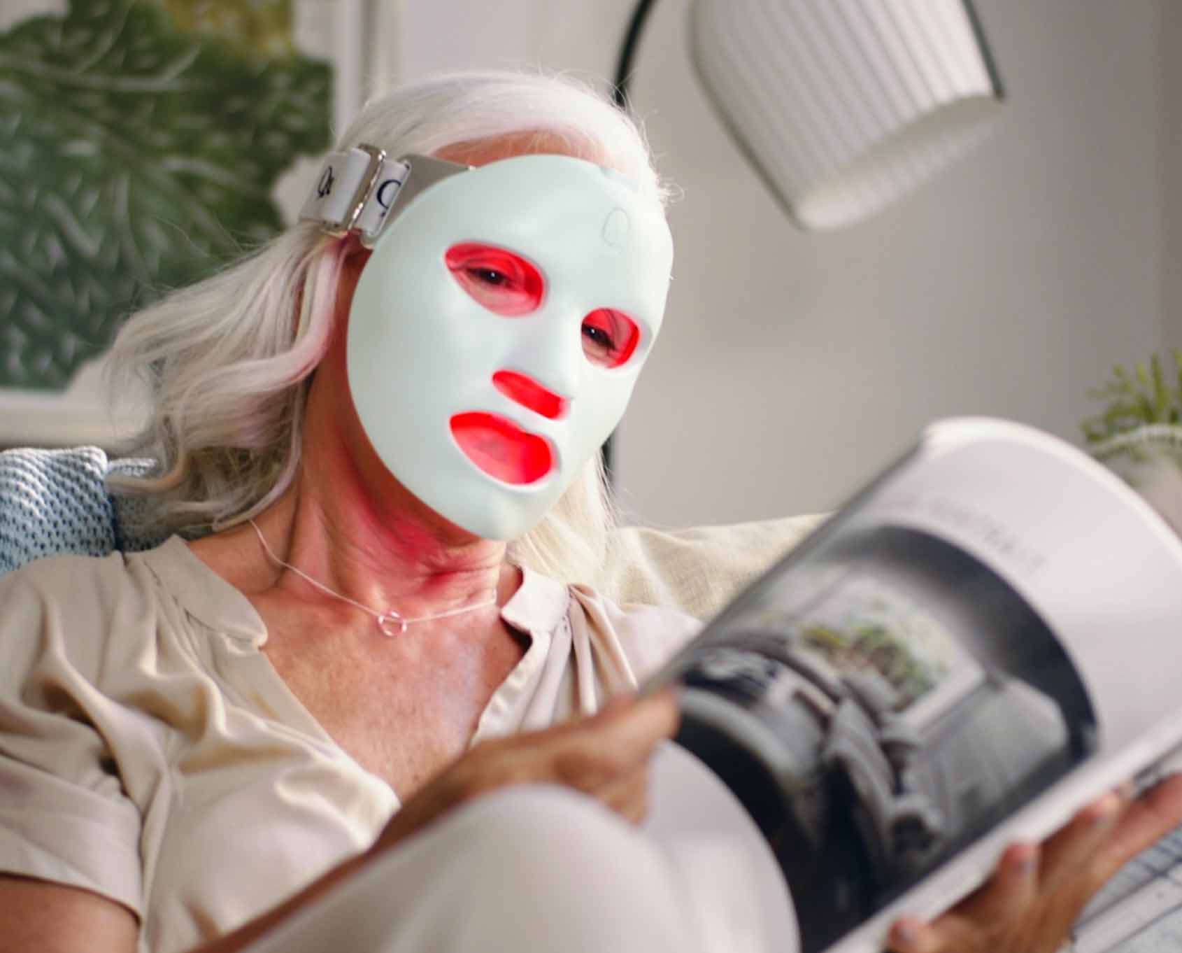 Q-Rejuvalight Pro Facewear - Image 6