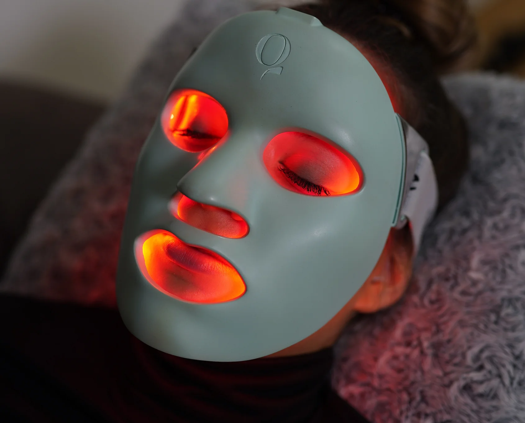 Q-Rejuvalight Pro Facewear - Image 9